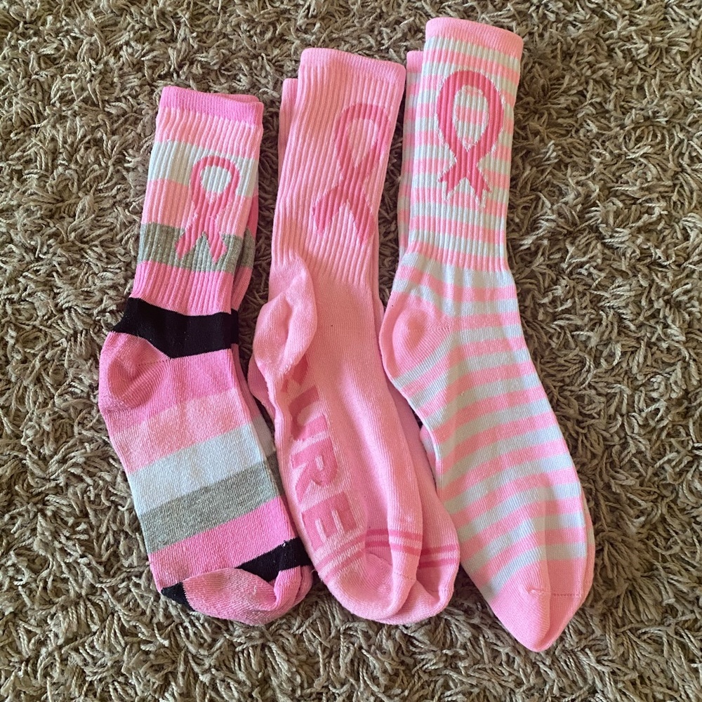 3 pairs of socks